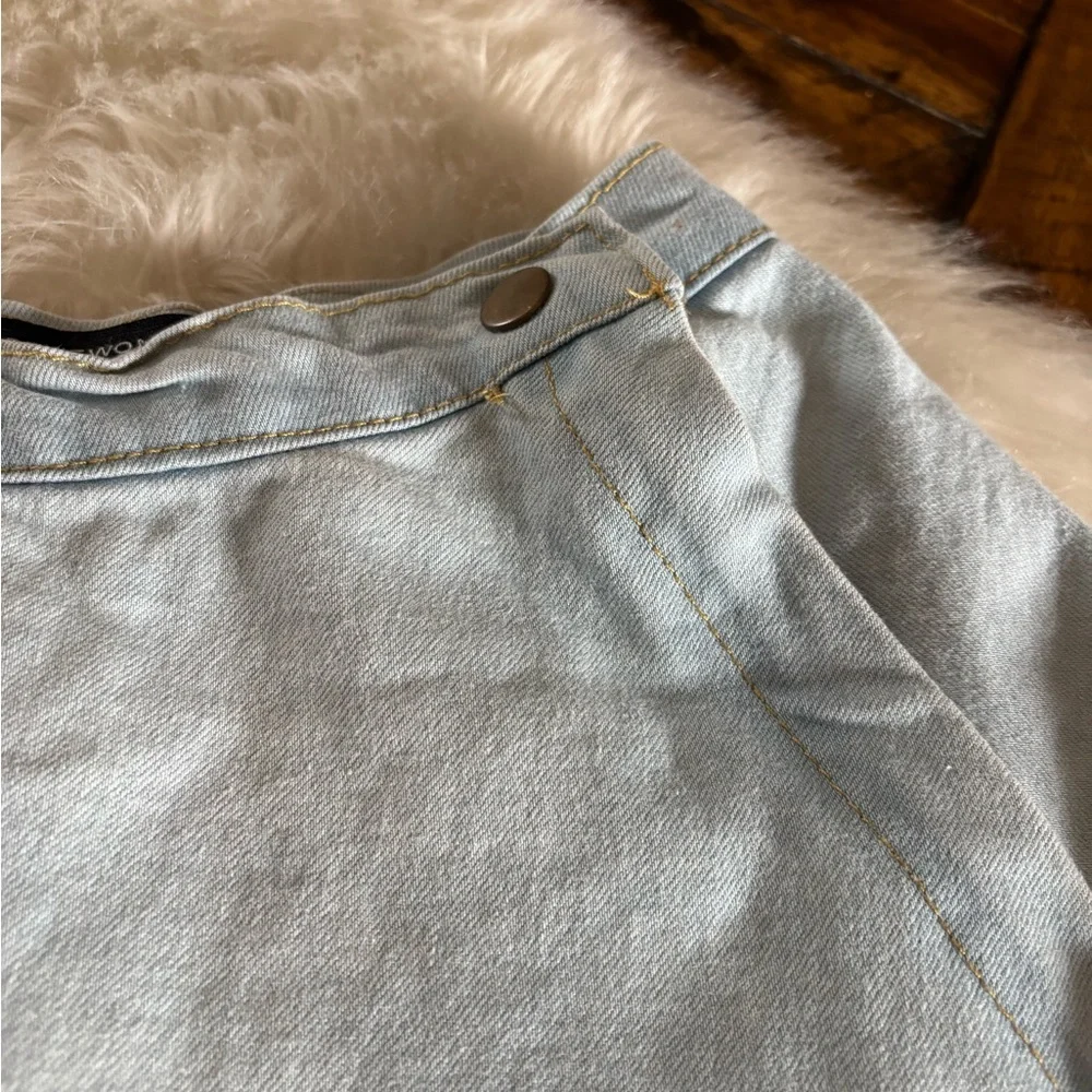 Chic Light Blue Skater Skirt - Picture 3 of 6